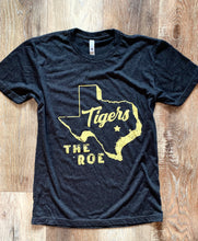 Load image into Gallery viewer, The Roe Unisex Tee