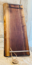 Load image into Gallery viewer, Honey Bee Woodcraft Live Edge Handled Cutting Board