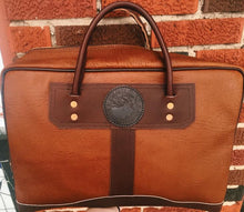 Load image into Gallery viewer, Duluth Pack Bison Leather Computer Portfolio Bag
