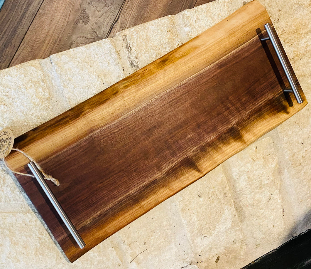 Honey Bee Woodcraft Live Edge Handled Cutting Board